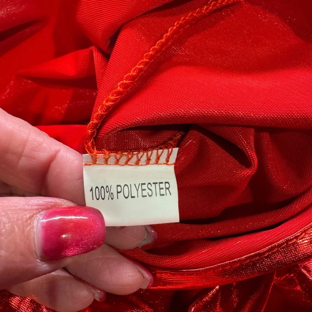 And the Why - beautiful red blouse - size M -  NWT - Picture 8 of 16